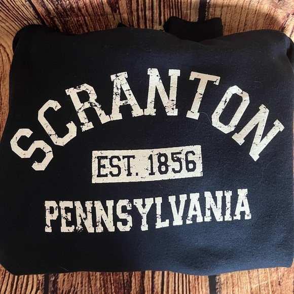 Scranton PA Hoodie Gildan Medium Navy Blue Unisex EUC - Picture 7 of 7